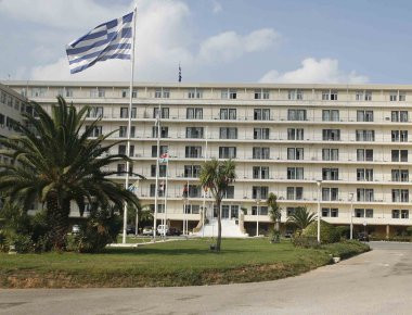 Αρχηγός ΓΕΣ: «Η πολεμική αεροπορία αντιμετωπίζει τις τουρκικές προκλήσεις με ψυχραιμία και νηφαλιότητα»